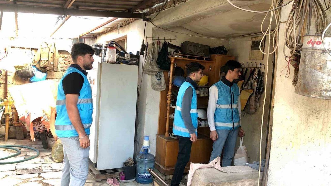 Nazilli'deki Gençlerden İhtiyaç Sahibine Yardım Eli