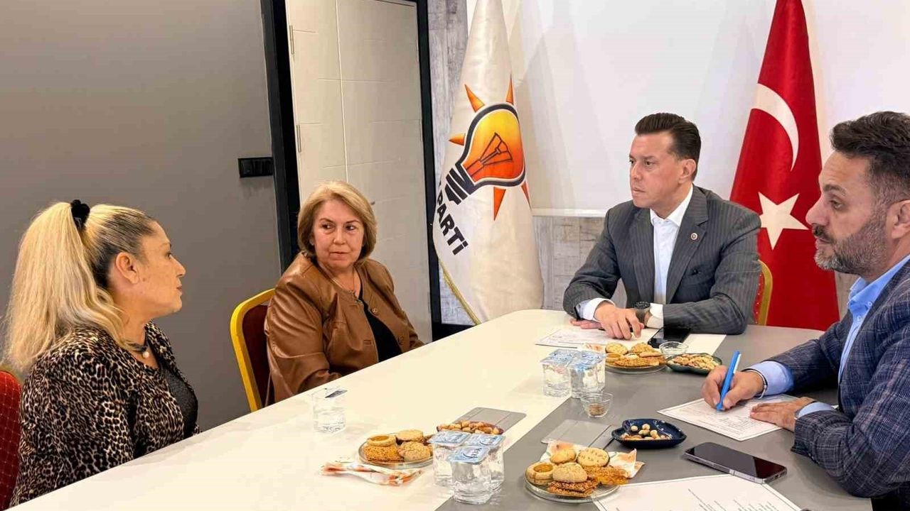 Nebi Hatipoğlu, Vatandaşlarla Sorunları Görüştü