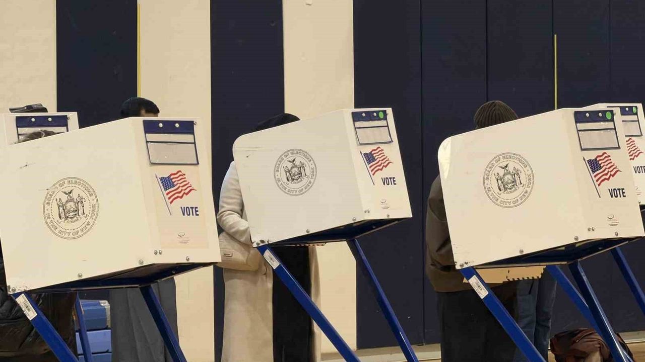 New York Belediye Başkan Adayı Mamdani Oyunu Kullandı