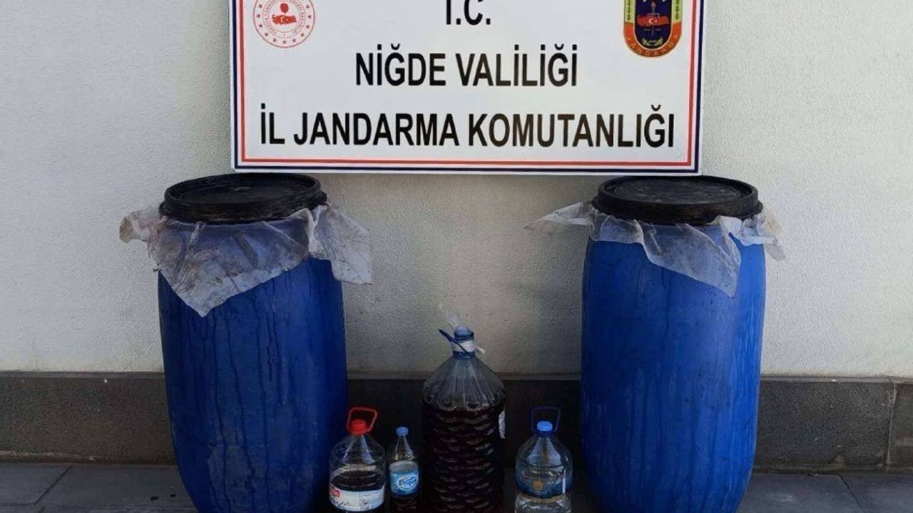 Niğde'de 322 Litre Kaçak İçki Ele Geçirildi