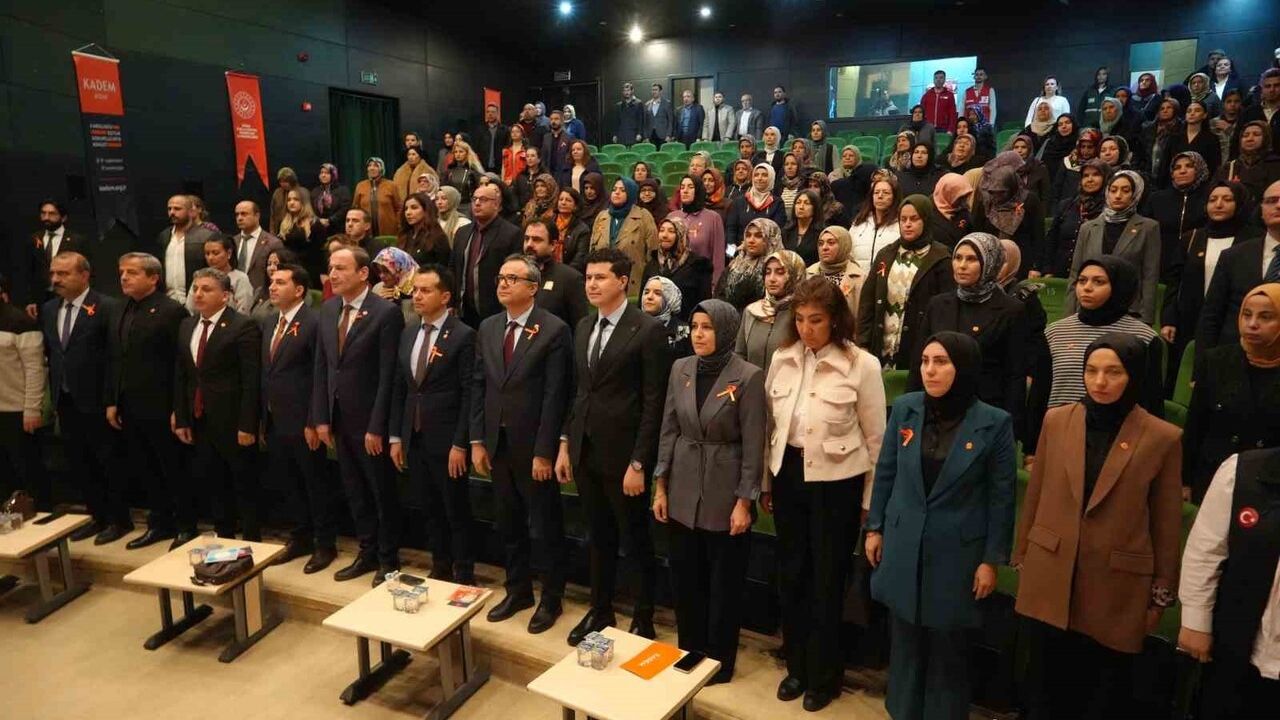 Niğde'de Kadına Yönelik Şiddetle Mücadele Paneli