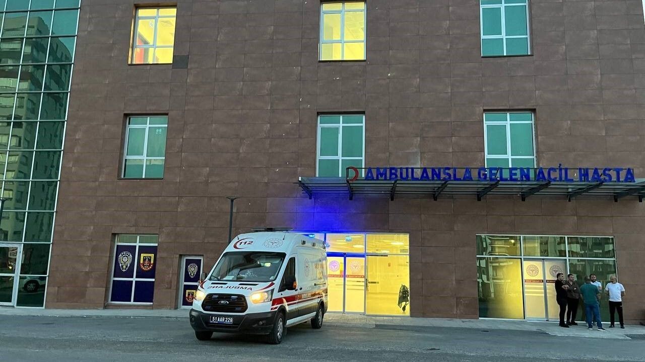 Niğde'de Traktör Kazasında 14 Yaşındaki Çocuk Hayatını Kaybetti