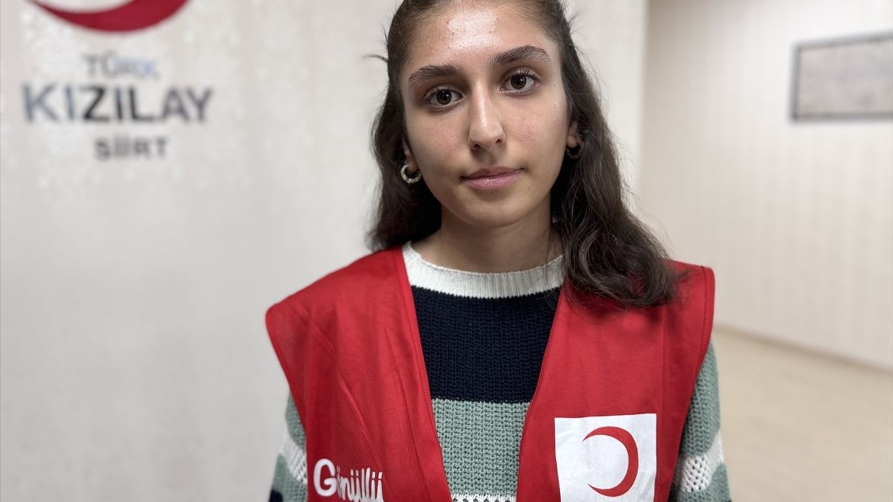 Nur Helin Adar ve Genç Kızılay: 120 Gencin İyilik Hareketi
