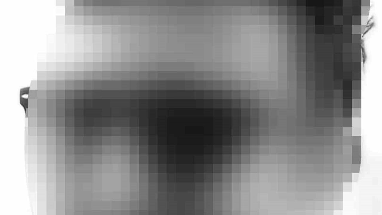 Öğretmen Tuvaletlerde Gizli Kameralarla Skandal Yaratıyor