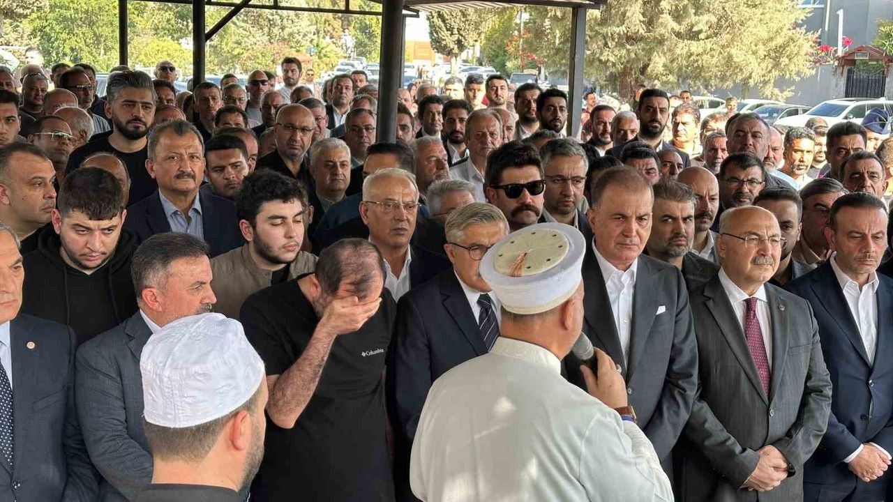 Ömer Çelik'in Dayısı Hasan Öztopal Hayatını Kaybetti