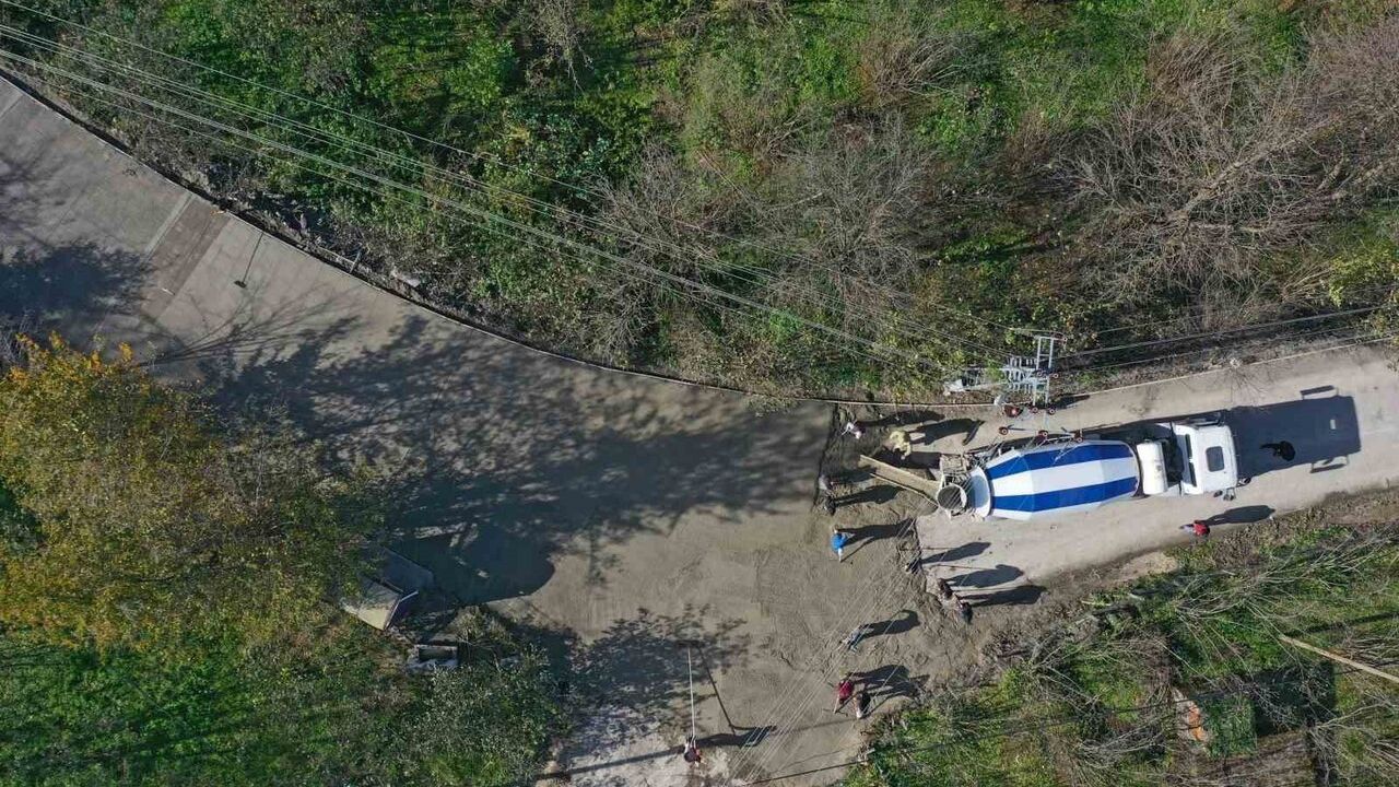 Ordu'da Devam Eden Beton Yol Çalışmaları