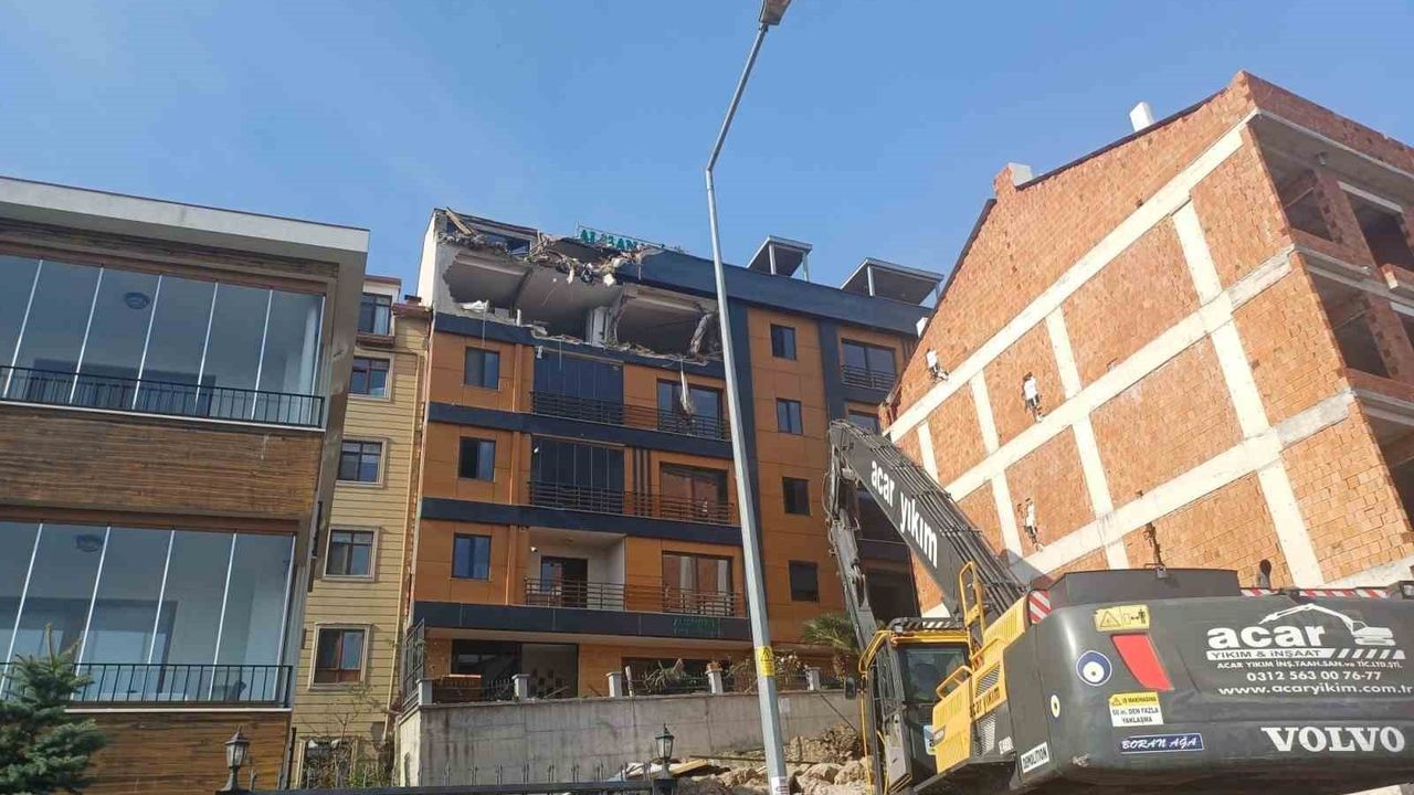 Ordu'da Riskli Bina İçin Yıkım Çalışmaları Başladı