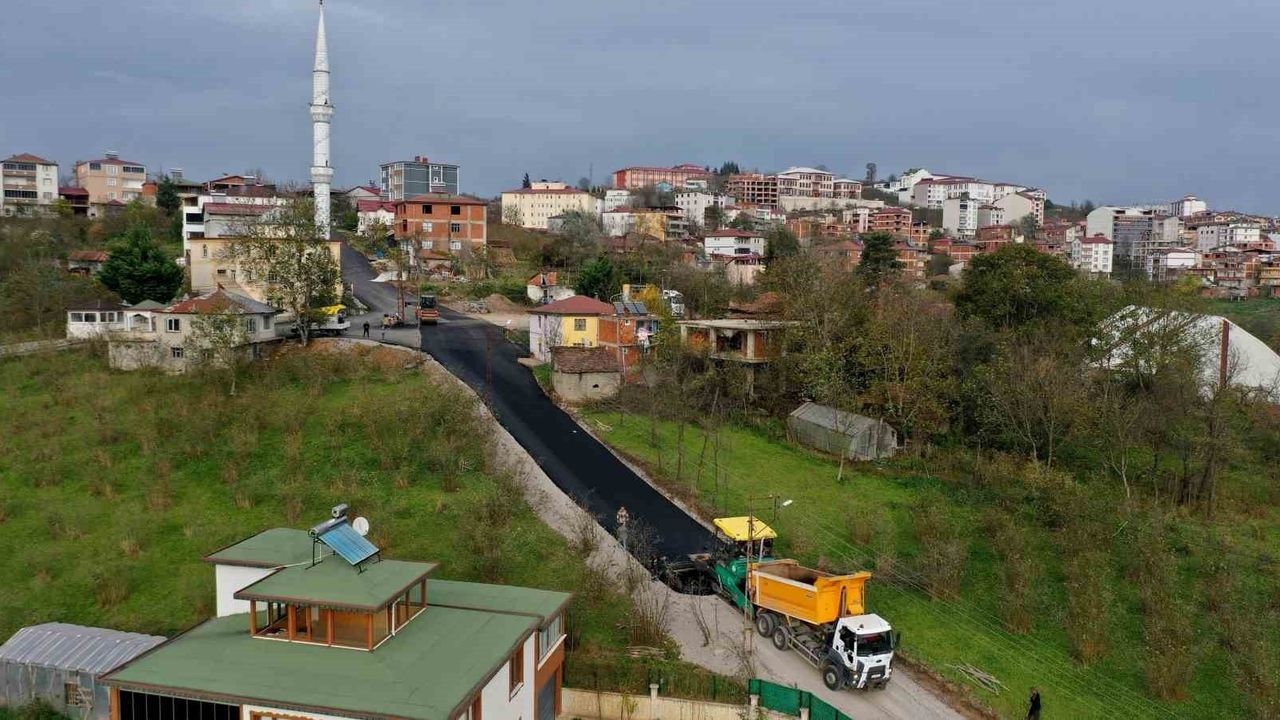 Ordu'da Sıcak Asfalt Seferberliği Devam Ediyor