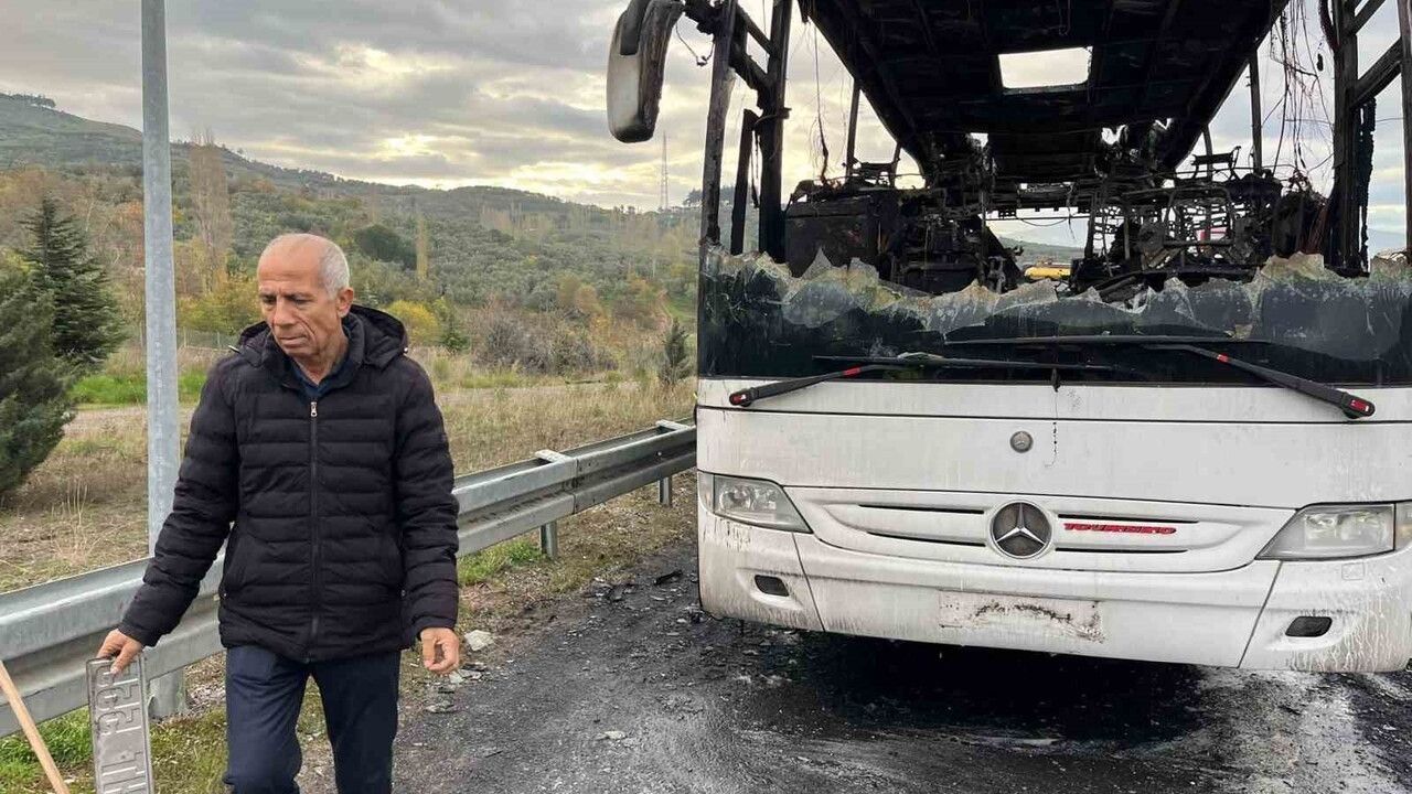 Ortaokul Öğrencilerini Taşıyan Otobüs Yangını
