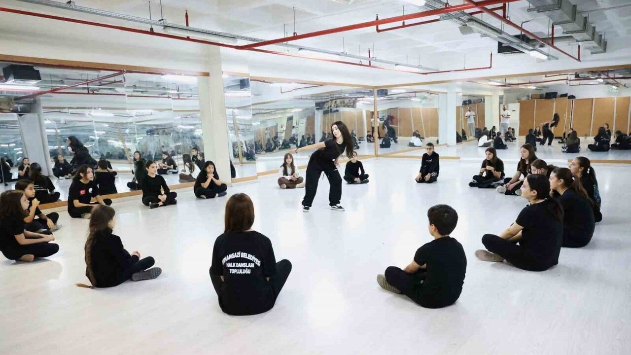 Osmangazi Belediyesi ile Geleceğin Dansçıları Yetişiyor