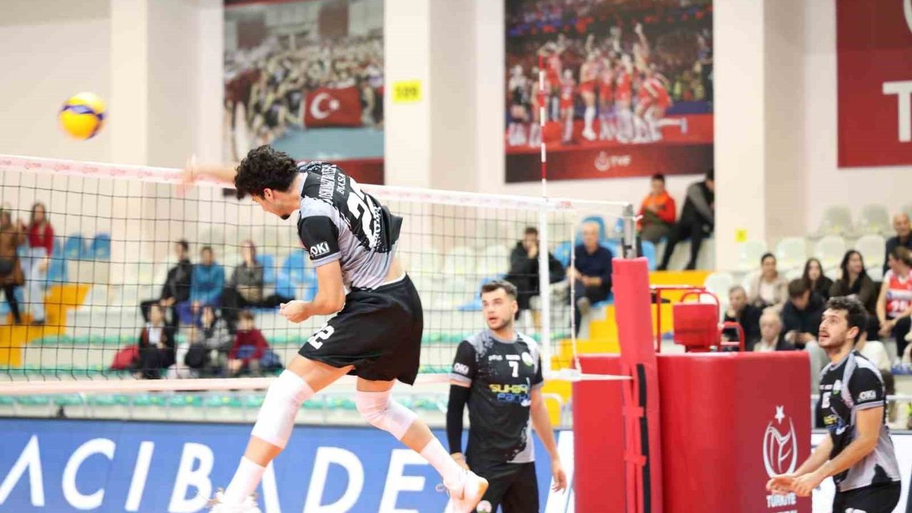 Osmangazi Belediyespor, Fenerbahçe'ye Karşı 3-1 Yenilerek Yüzde 25 İle Mağlup Oldu