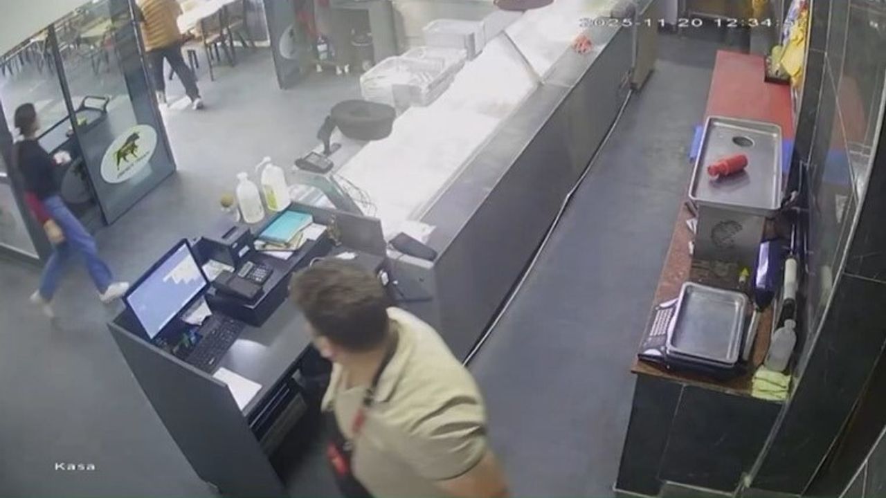 Osmaniye'de 4.4 Büyüklüğünde Deprem: Anların Kameraya Yansıması