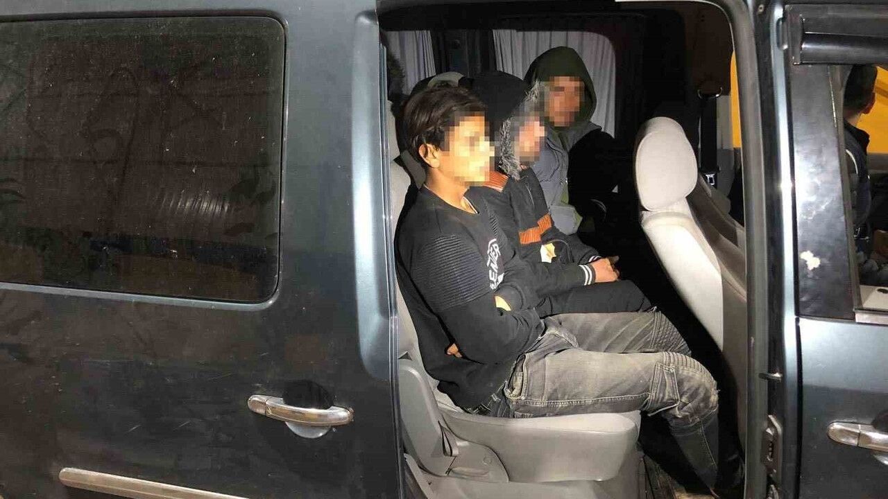 Osmaniye'de Düzensiz Göçmen ve Organizatörler Yakalandı