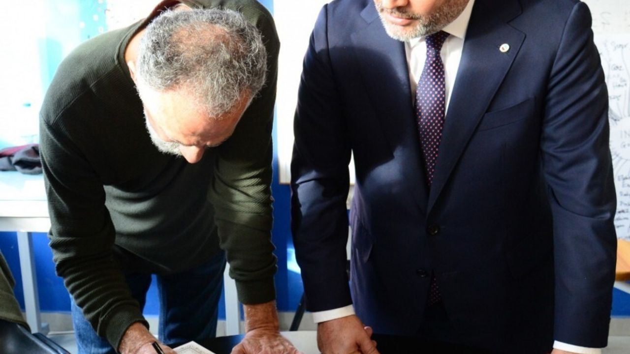 Rektör Adıgüzel 17. Uluslararası Kaligrafi ve Tipografi Etkinliği'nde