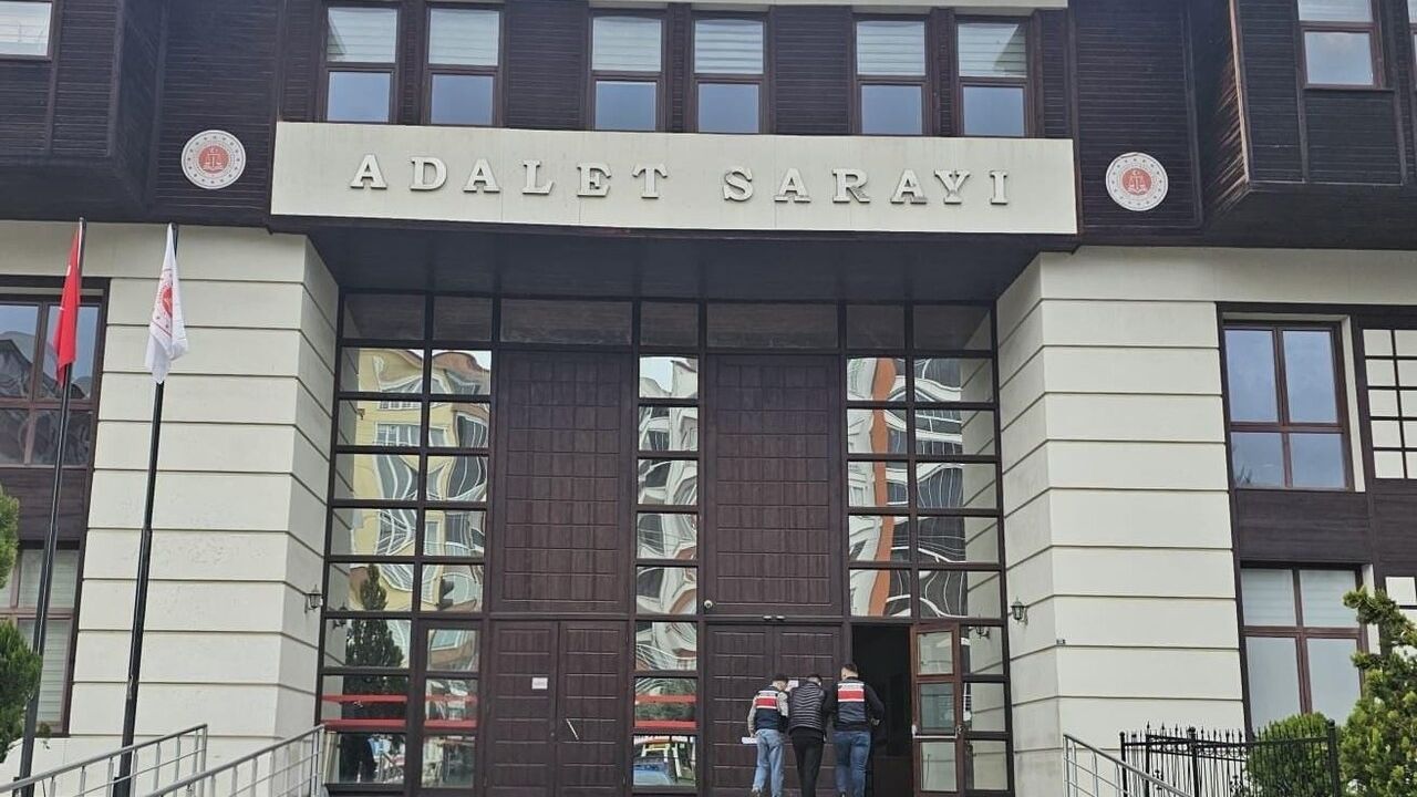 Rize'de 7 Yıl 6 Aylık Ceza ile Aranan Şahıs Yakalandı