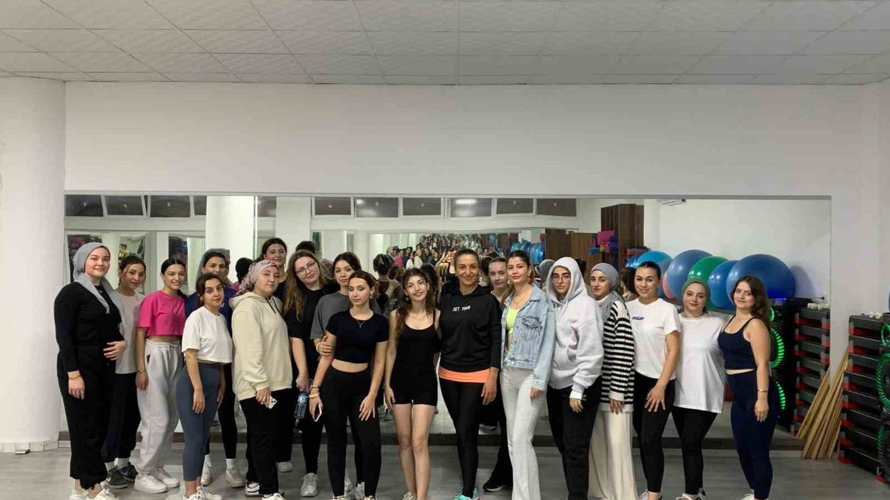 Sağlıklı Yaşam Merkezi Öğrencileri Kendine Çekiyor