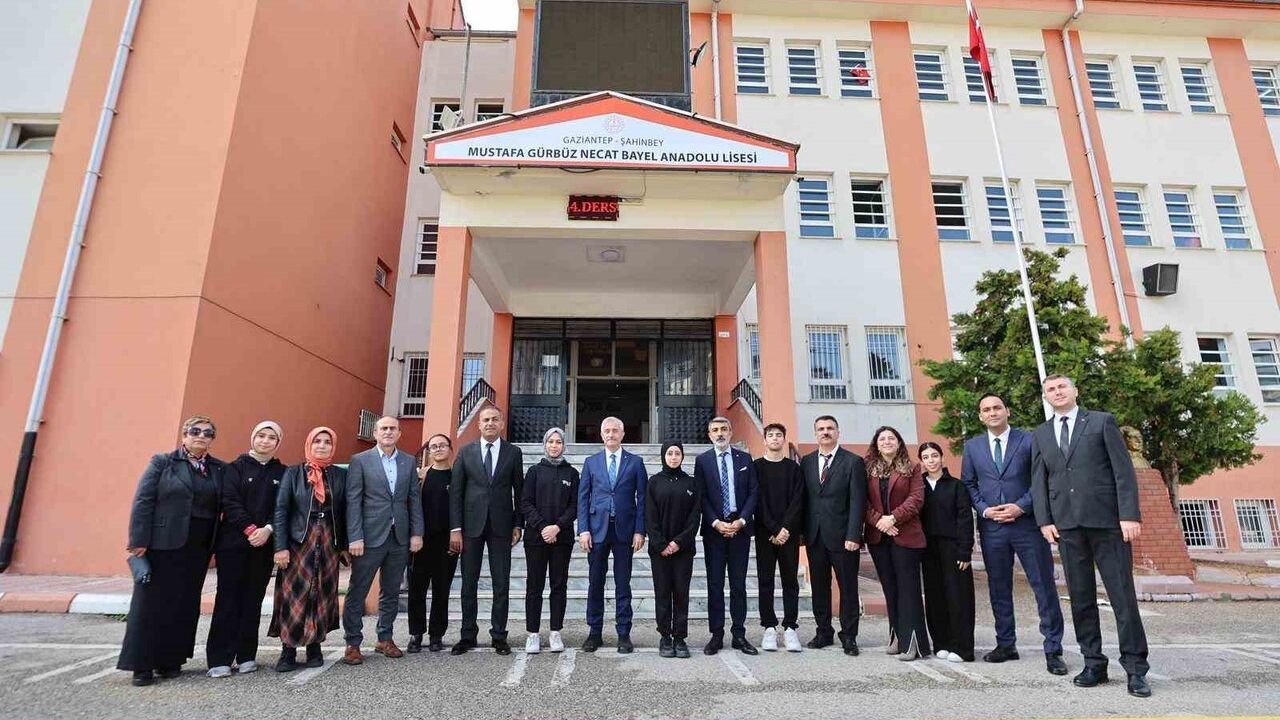 Şahinbey Belediyesi'nden Öğrencilere Sınav Desteği