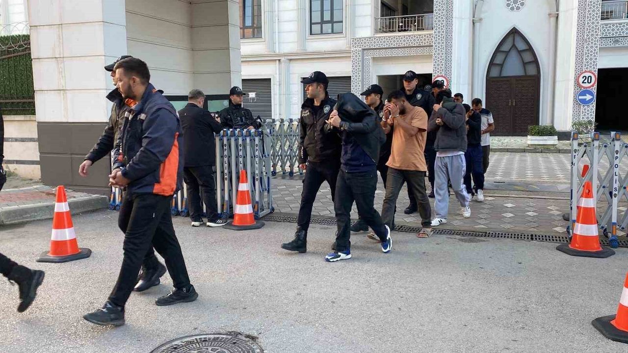 Sahte Bungalov Çetesine Dev Operasyon: 37 Gözaltı ve 35 Milyon TL Hesap Hareketi