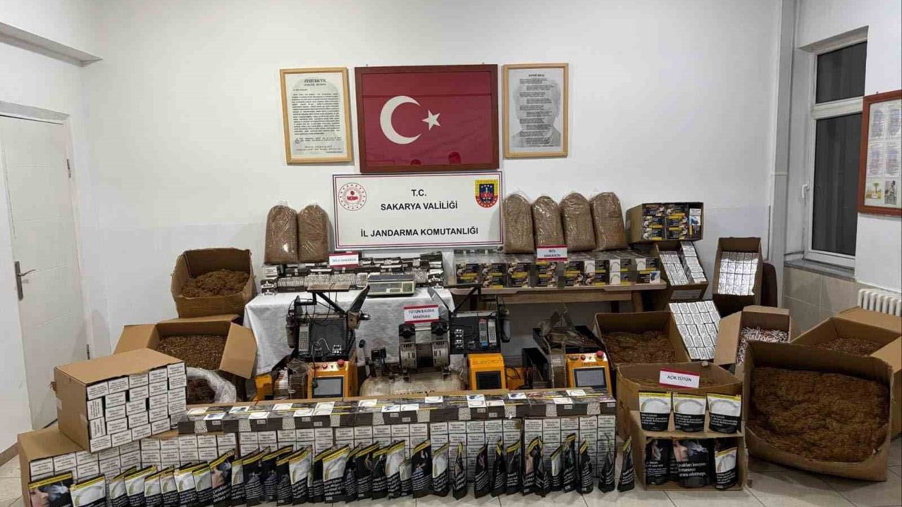 Sakarya'da Kaçakçılık Operasyonu: 151 Bin Boş Makaron Ele Geçirildi