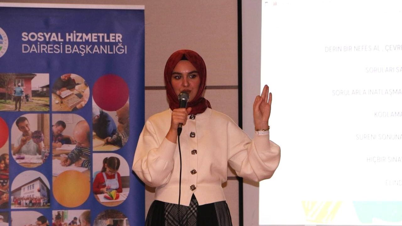 Sakarya'da Teknoloji ve Sınav Kaygısı Semineri