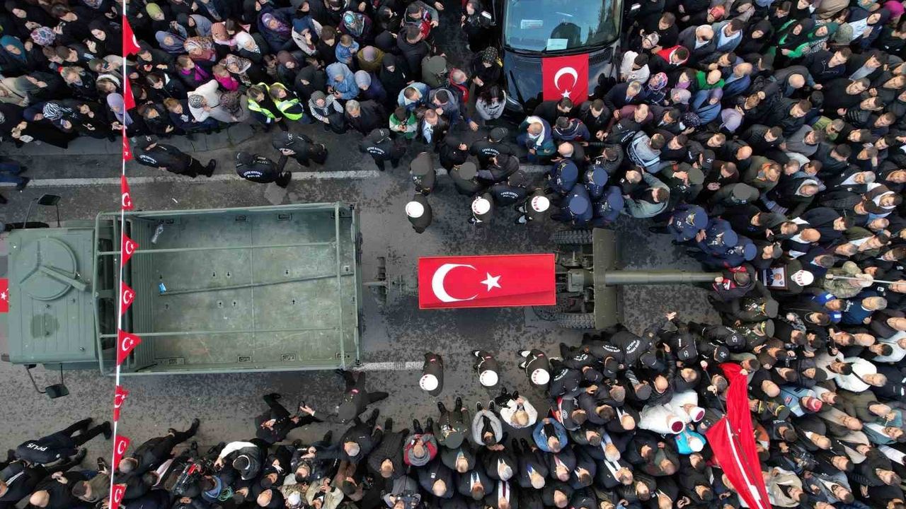 Sakaryalı Şehit Akın Karakuş'un Cenaze Töreni Gerçekleşti