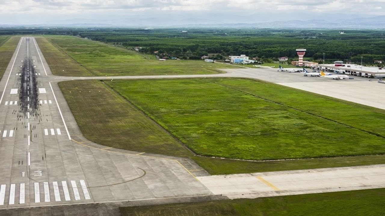 Samsun Çarşamba Havalimanı'nda Uçak ve Yolcu Trafiği Raporu