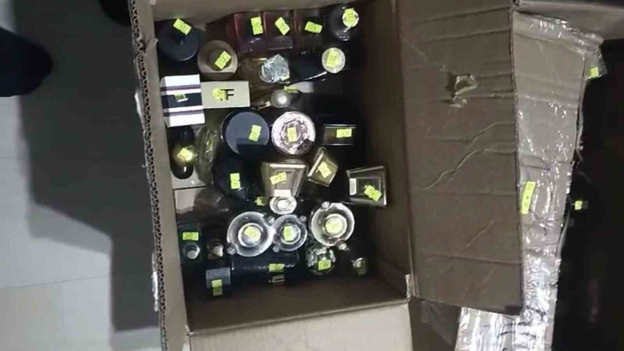 Samsun'da Jandarma Kaçak Parfüm Operasyonu