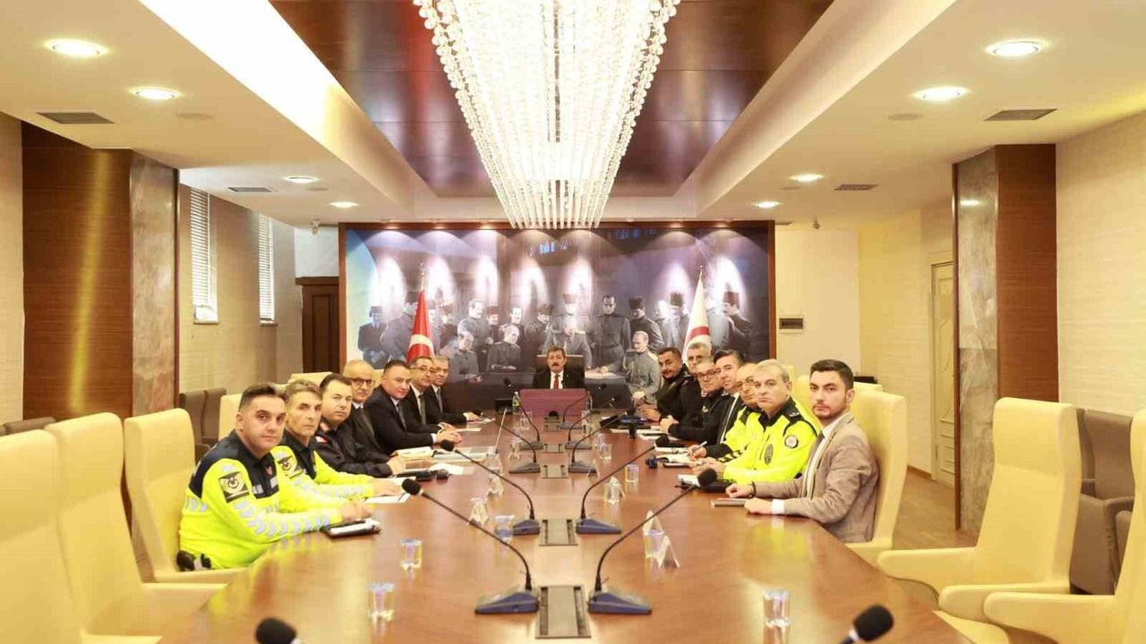 Samsun'da Trafik Levhaları Sadeleşiyor