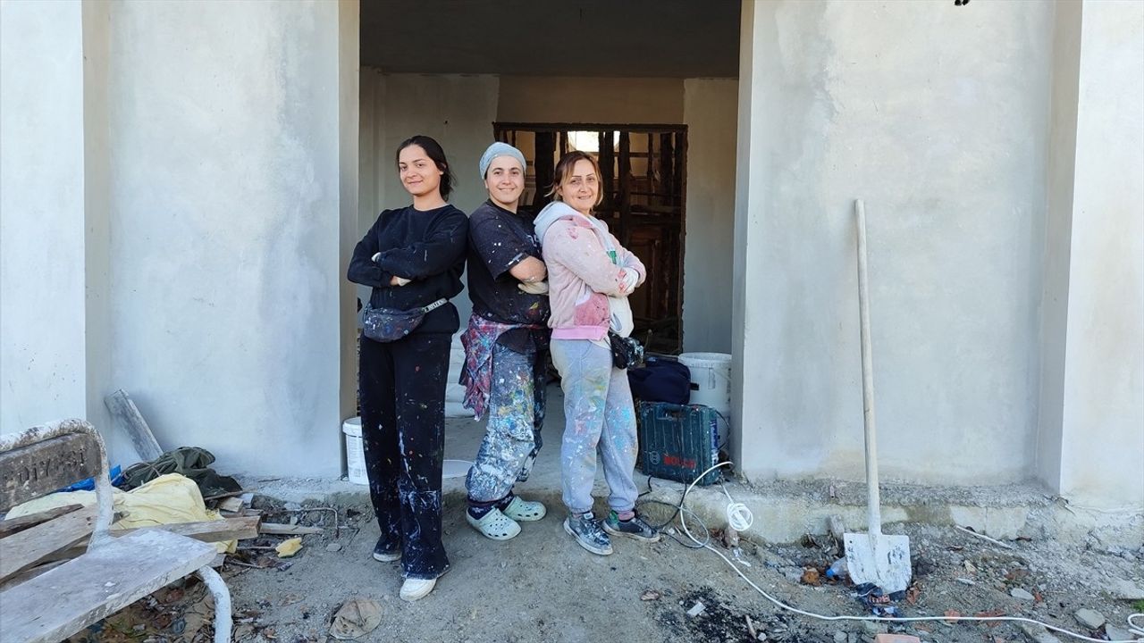 Samsunlu Kadın Nakkaşlar Camileri Motiflerle Süsliyor