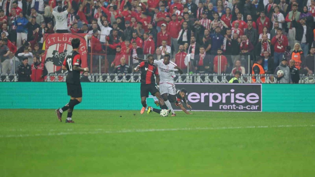 Samsunspor, Hamrun'u 3-0 Mağlup Etti