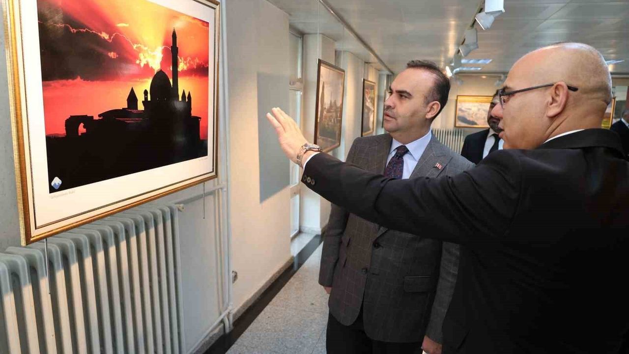 Sanayi ve Teknoloji Bakanı Kacır, Ağrı'da İstişareler Yaptı