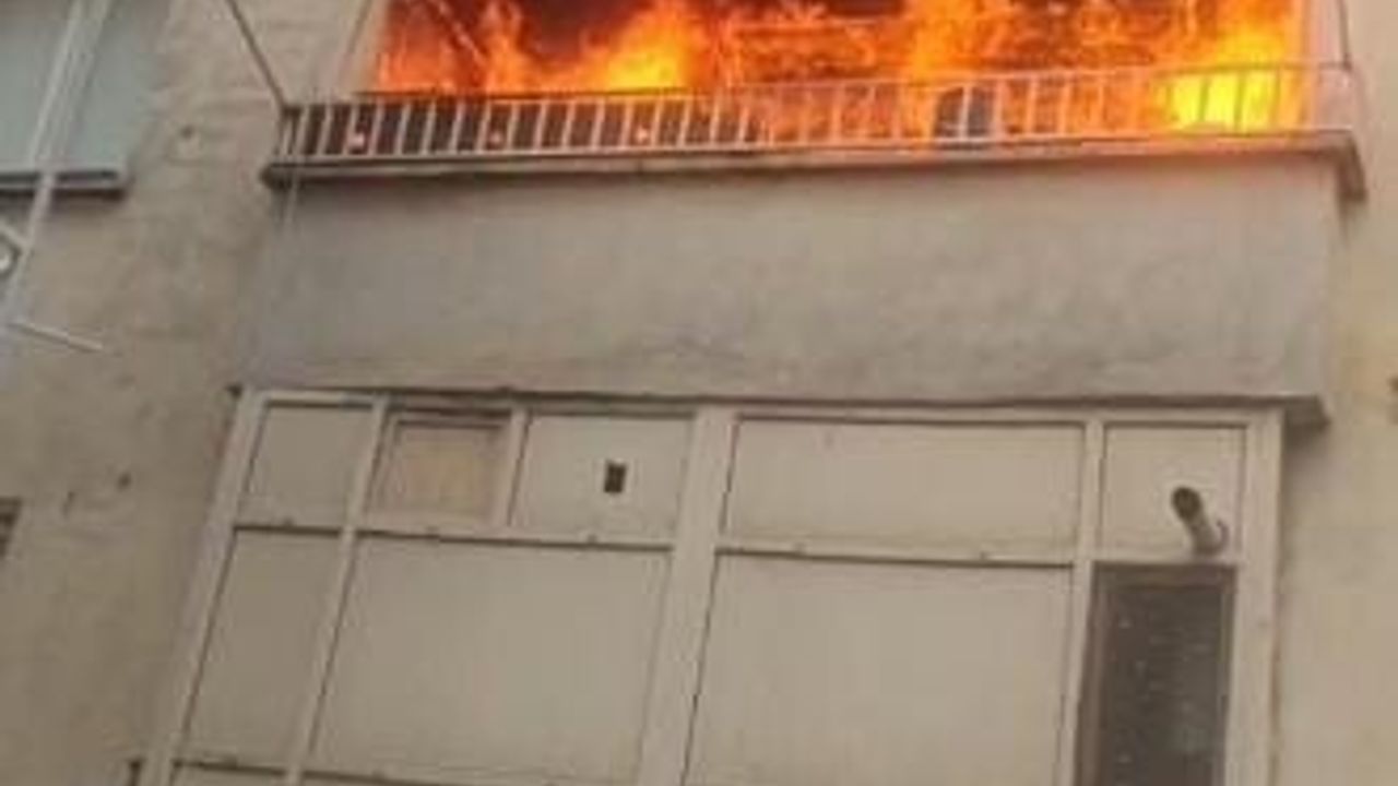 Şanlıurfa'da Apartman Yangını Paniğe Neden Oldu
