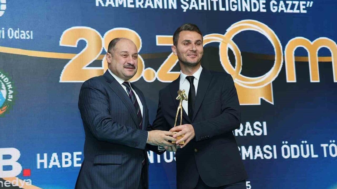 Şanlıurfa'nın Şeffaf Belediye Başkanı Gülpınar Ödül Aldı