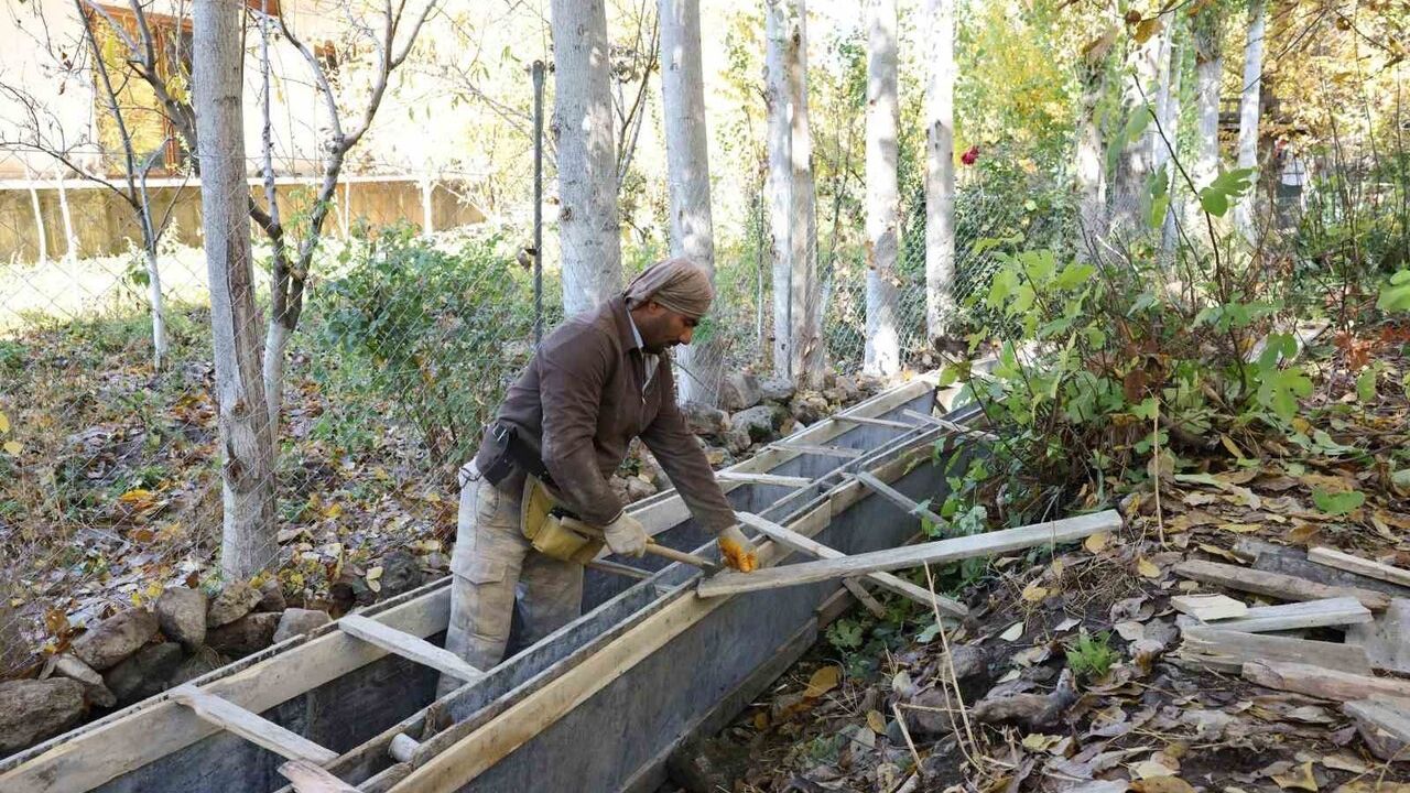 Savur'da Sulama Kanalı Yenileniyor