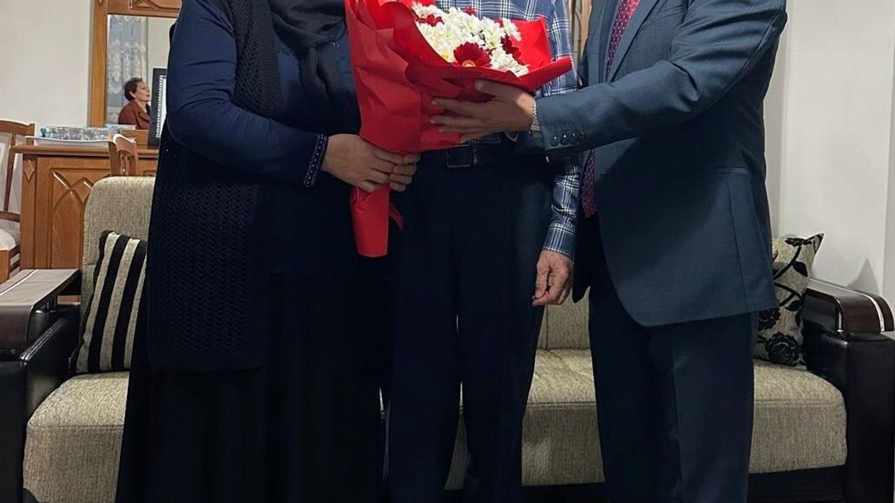 Şehit Hava Pilotunun Ailesine Ziyaret
