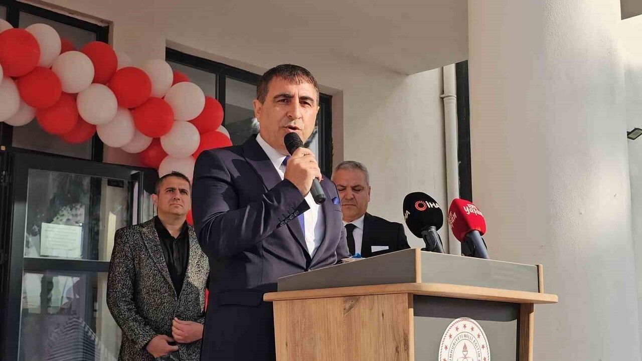 Şehit Teğmen Muhammet Can Sevim Ortaokulu Açılışı ve Saygı Alanı