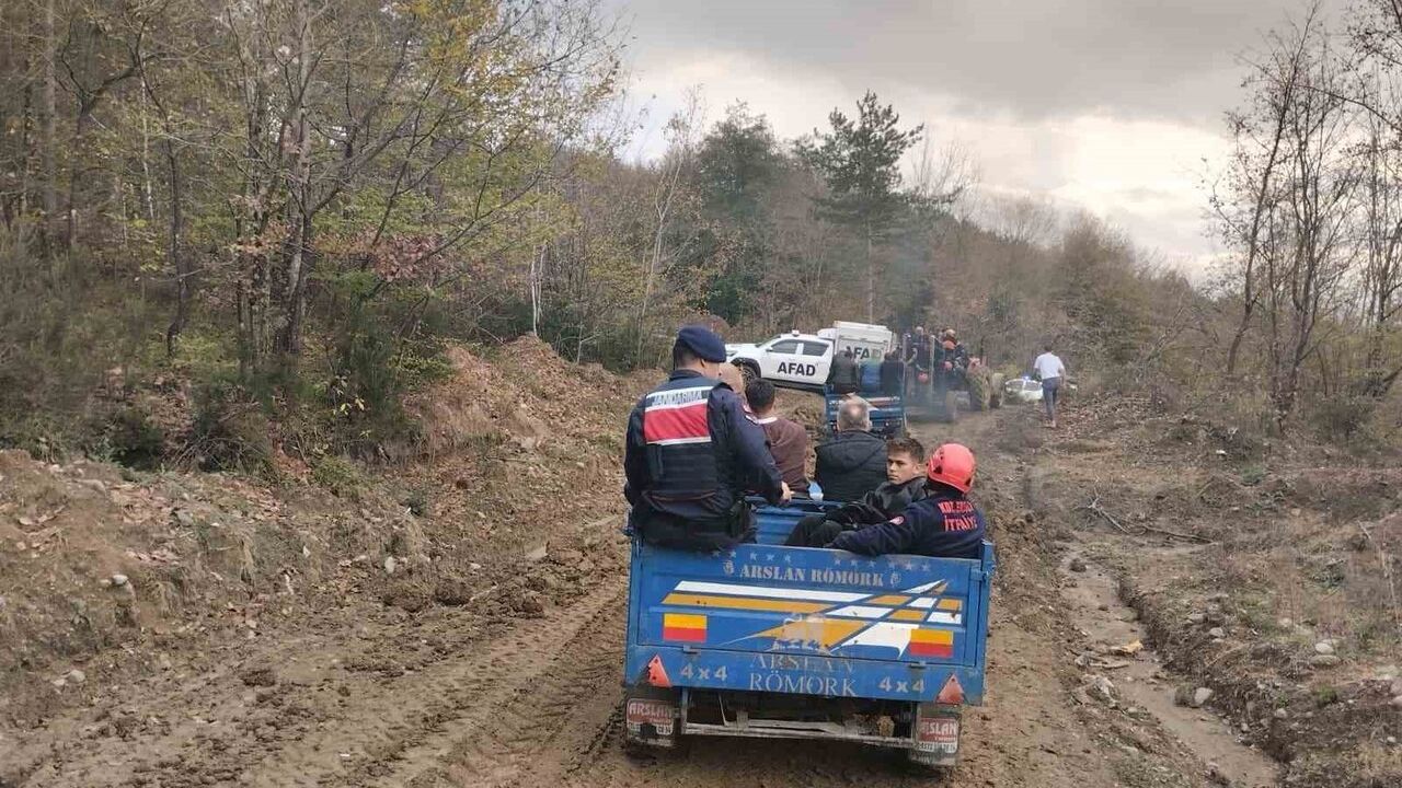 Şelaleleri Gezemeye Giden Muhtar Yüksekten Düşerek Yaralandı