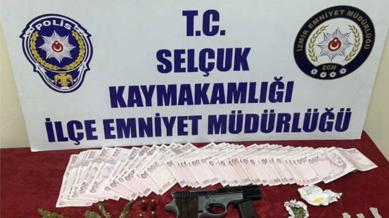 Selçuk'ta Uyuşturucu Operasyonu: 3 Kişi Gözaltına Alındı