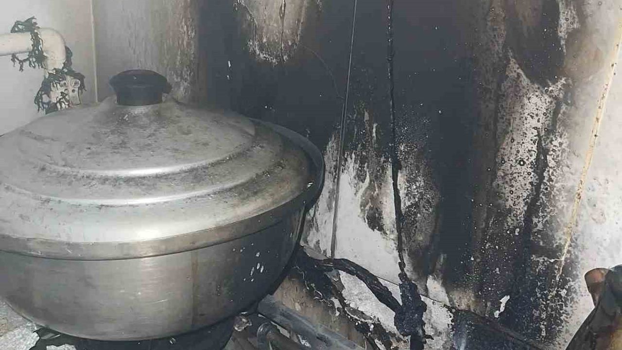 Siirt'te Ev Yangını Kontrol Altına Alındı