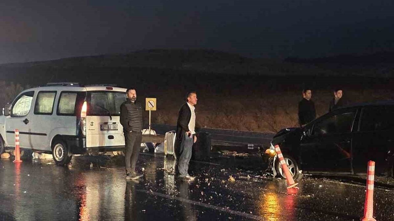 Siirt'te Maddi Hasarlı Trafik Kazası