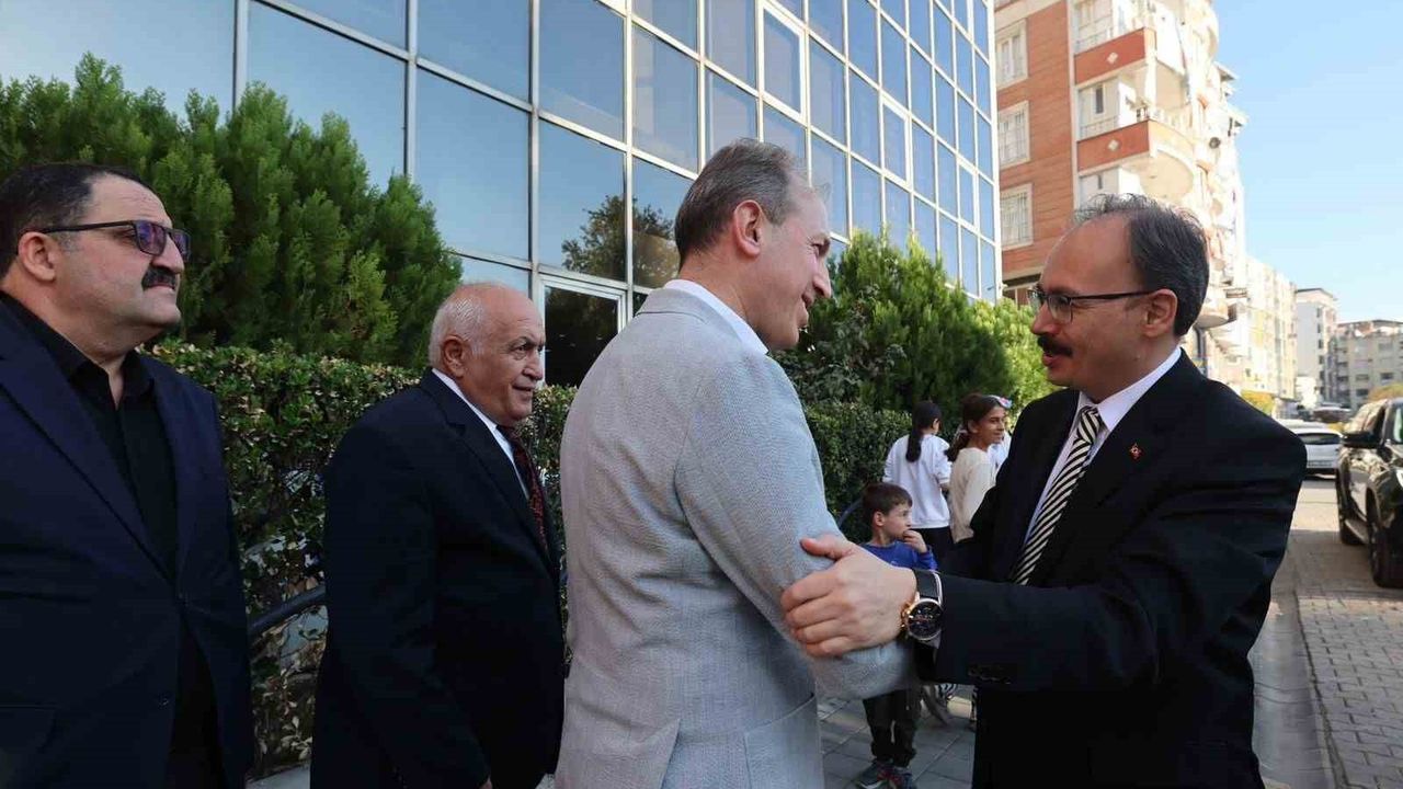 Siirt Valisi Kızılkaya, Ticaret ve Sanayi Odası ile Ekonomik Gelişimi Görüştü