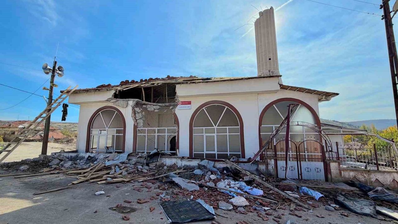 Sincan Belediyesi'nden Çanıllı Köyü'ne Destek