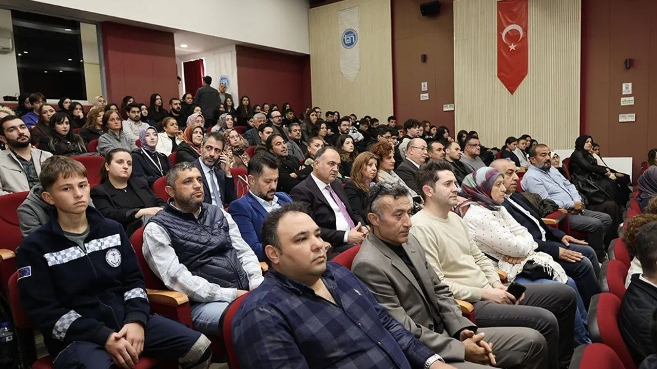 Sinop'ta Hayat Veren Karar Paneli Düzenlendi