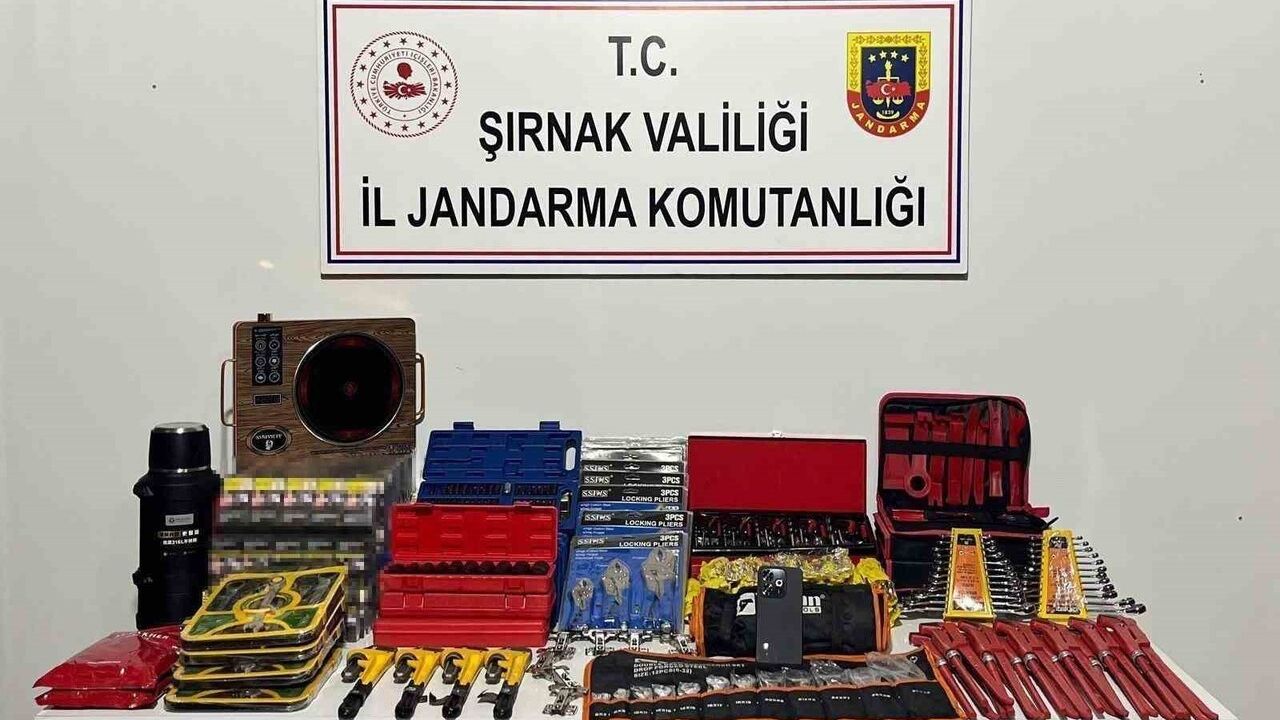 Şırnak'ta 14 Milyon Liralık Kaçakçılık Operasyonu