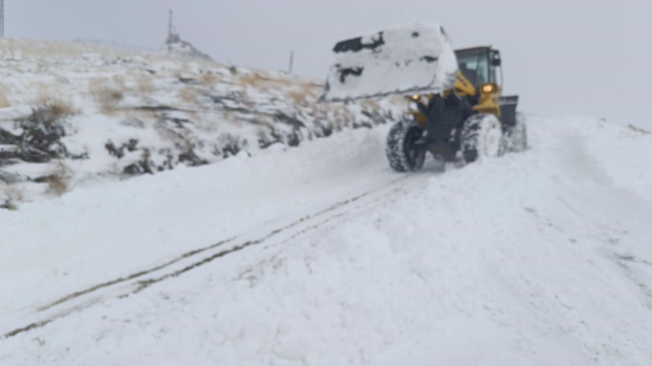 Şırnak'ta Kar Yağışı ve Habur Çayı'nda Debi Yükselmesi