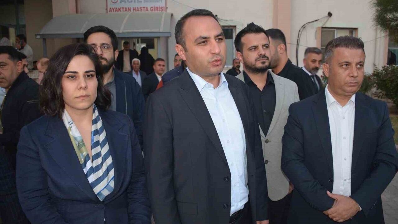 Şırnak'ta Okul Servisi Tankerle Çarpıştı: 14 Yaralı