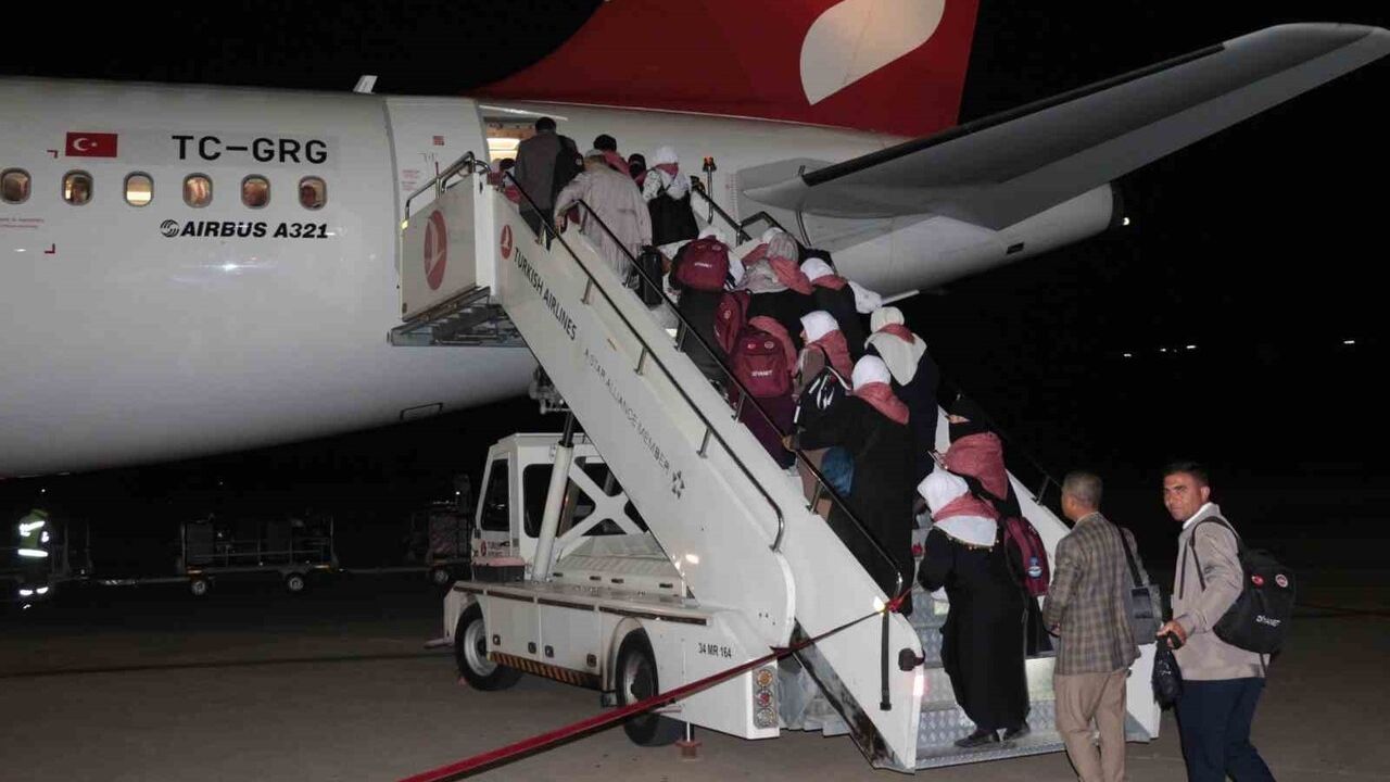 Şırnak'tan Kutsal Topraklara Doğrudan Uçuşlar Başladı