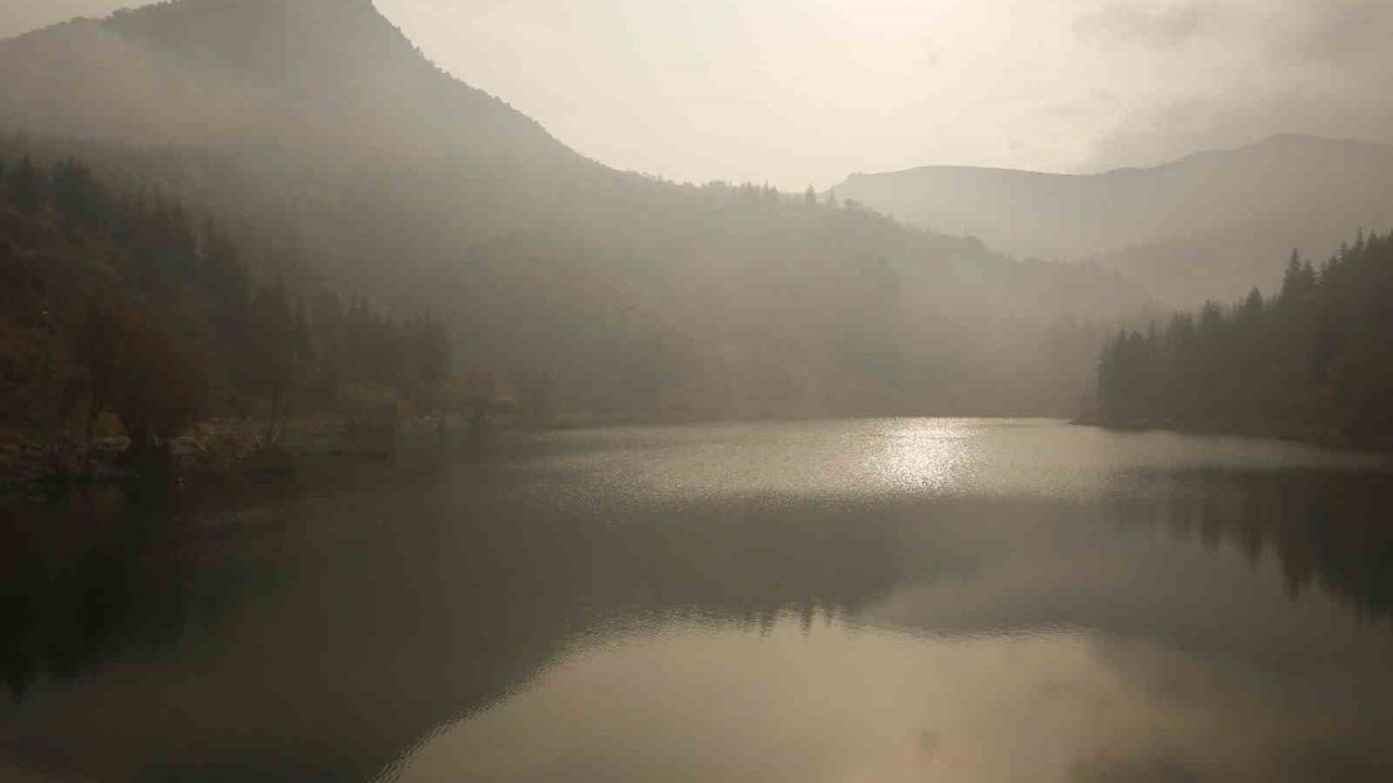 Sis Bulutları Görsel Şölen Sunuyor