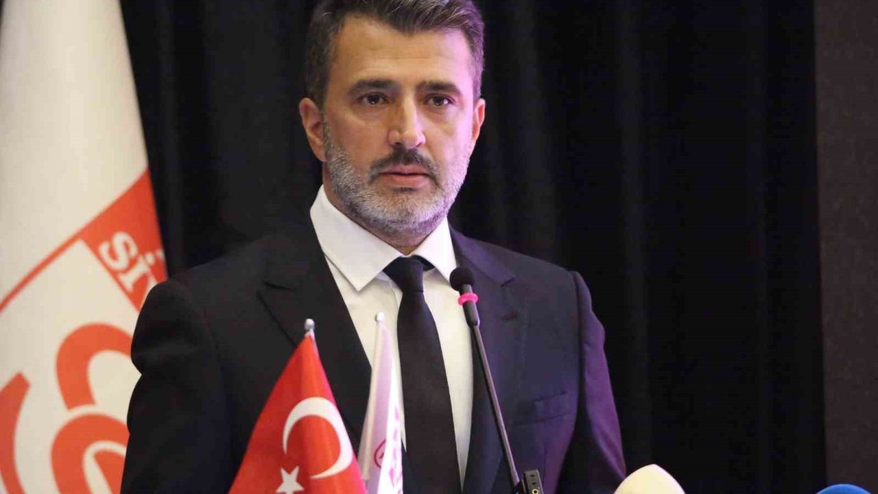 Sivasspor Başkanı Gökhan Karagöl Görevini Bıraktı