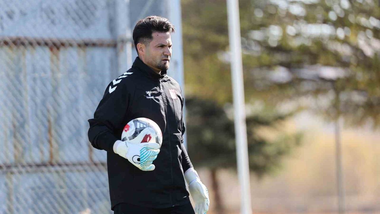 Sivasspor Manisa FK Maçına Hazırlanıyor